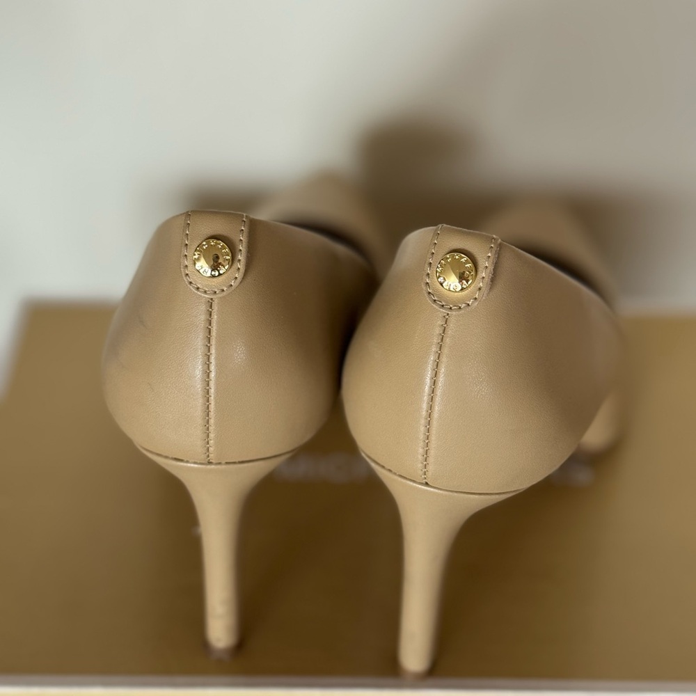 🛍️SALE🛍️ Michael Kors DOROTHY FLEX PUMP Tan Stiletto Heels - Picture 9 of 11